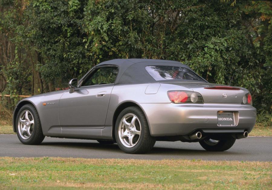  Honda S2000 1999 года  (фото 16 из 45)